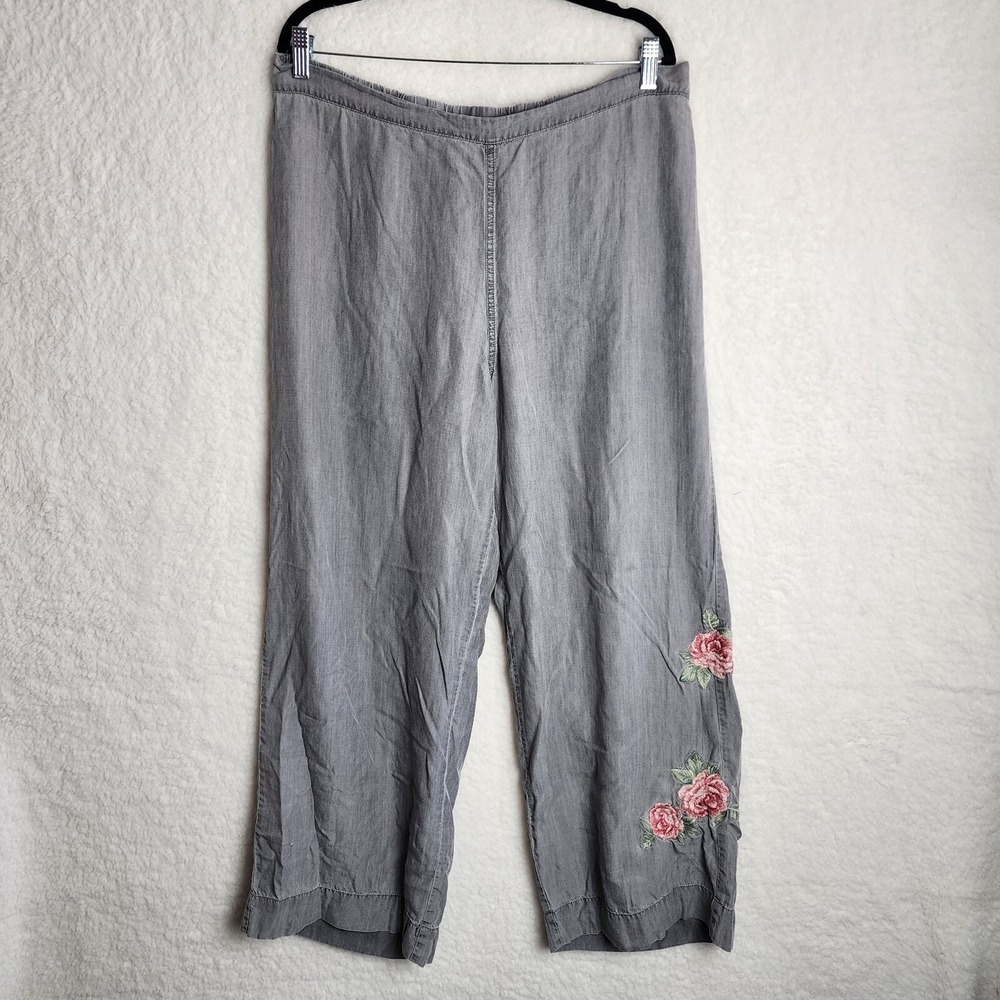 Soft Surroundings Gray Floral Embroidered Wide Leg Crop Pants Womens Large L